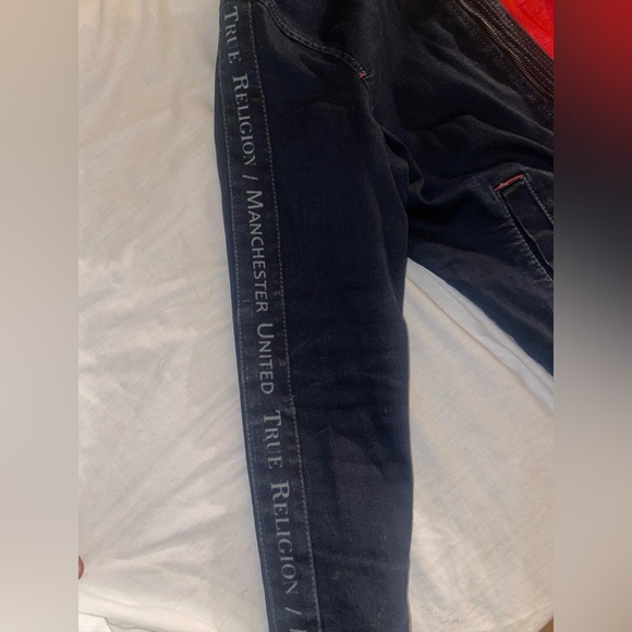 True Religion X Manchester United Denim Bomber Jacket - Picture 5 of 6
